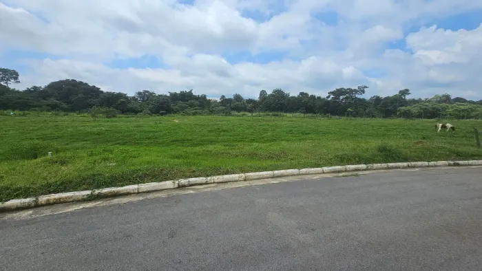 Lote de 1.000m² para galpão em Sete Lagoas
