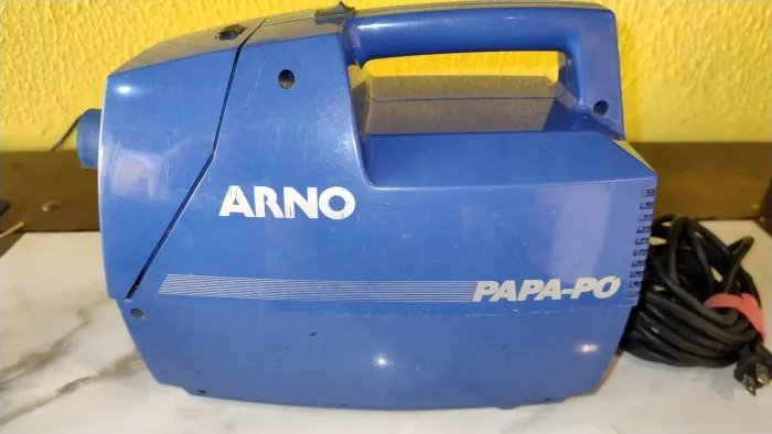 Aspirador de Pó Arno 110 V - 700W + Acessórios