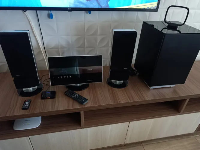 Homer Theat Philips SW6600/55 super novo acompanha receptor Bluetooth