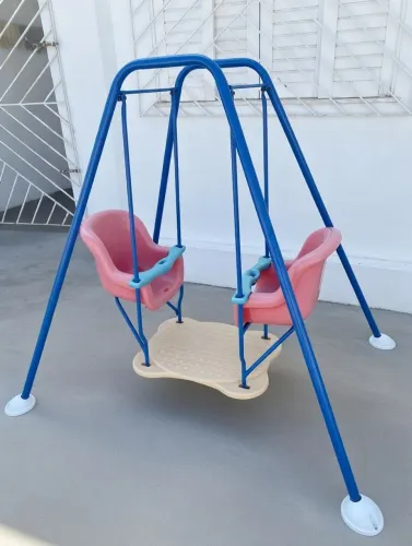 Balanço Duplo Infantil Marca Bandeirante - Ferro Resistente - R$ 400 Negociável