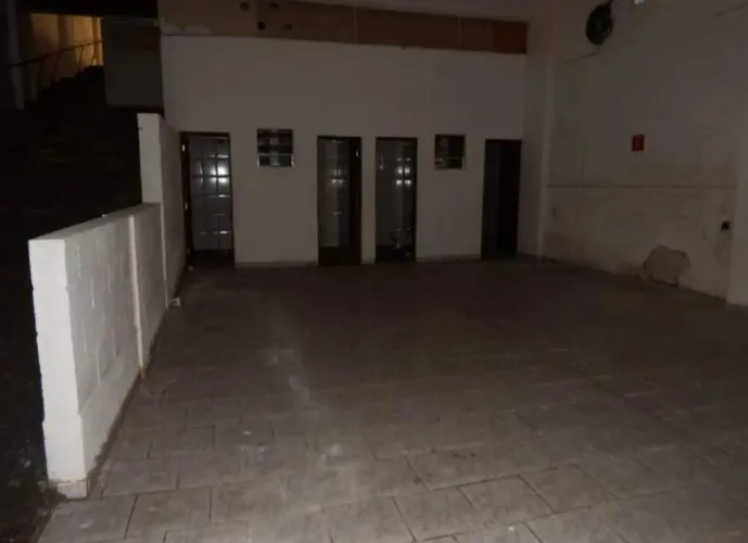 Galpão 700 m² Localizado No bairro Taboão Diadema - SP
