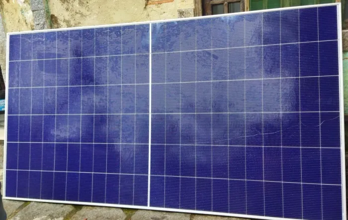 Painel solar Bifacial Jetion 700w