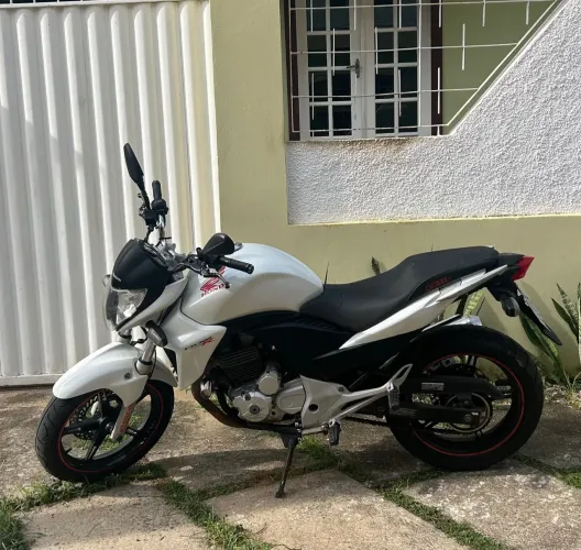 CB300 
