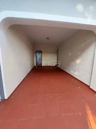 Casa com 3 quartos (1 suíte) à venda próxima ao shopping Unimart Campinas