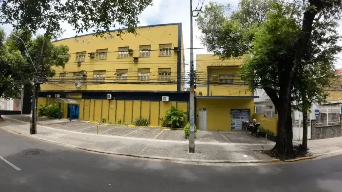 São dois Prédio/Edifício inteiro avenida Manoel Borba, 423 e 441 com 2.200 m2 Boa Vista -