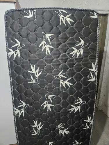 Colchão Solteiro Espuma D33 SemiNovo 188x88x14 Premium 33