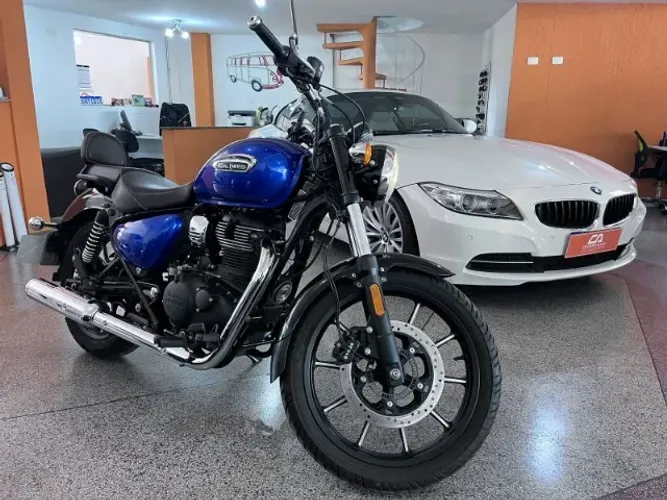 Royal Enfield Meteor 350 Supernova 2023