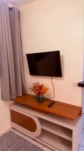 APARTAMENTO - MOBILIADO - NOVO - LOCAÇÃO 2.800,00 + CALÇÃO