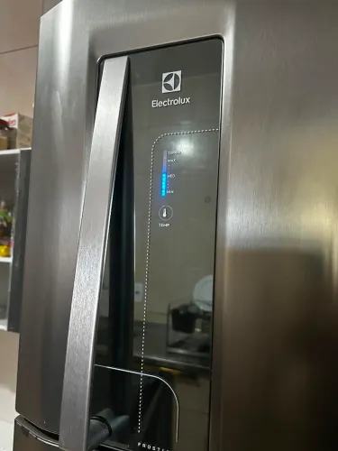 Geladeira Electrolux