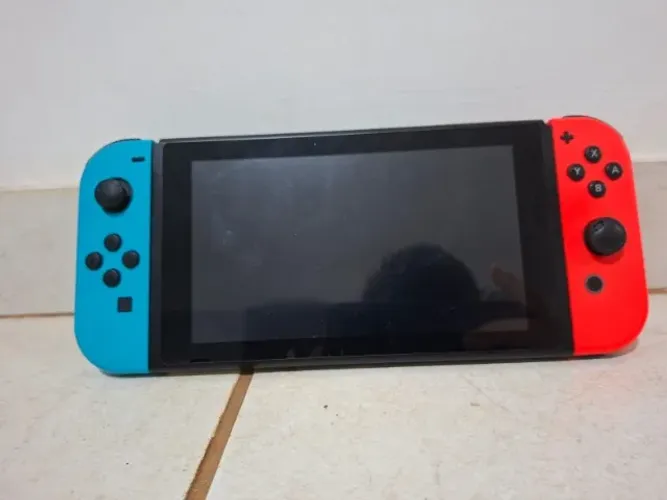 Nintendo switch 1 32GB + jogo Zelda tears of the kingdom, Usado ótimas condições
