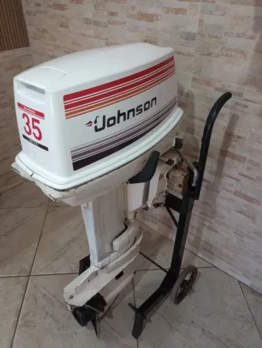 Motor Johnson 35 hp