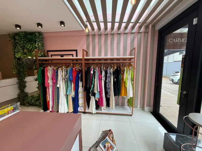 Arara pra loja de roupas ou até mesmo para closet