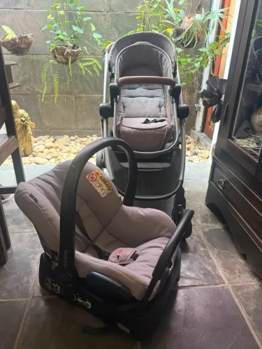 Carrinho + Bebê conforto Maxi Cosi Anna 3