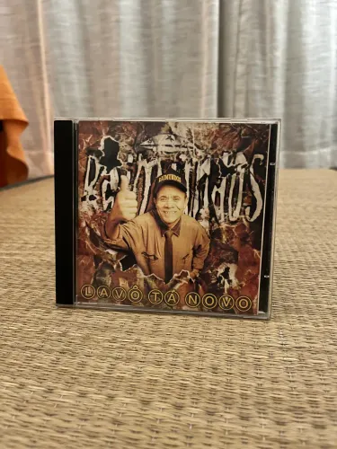 CD Raimundos 