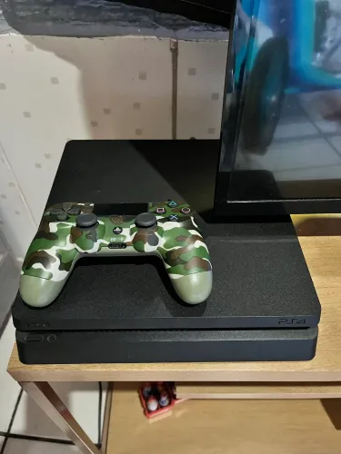 Ps4 slim 