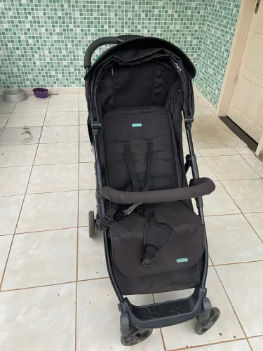 carrinho de bebê 