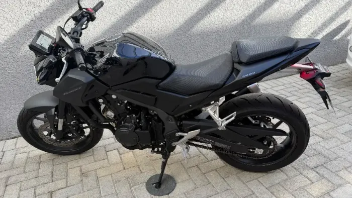 Hornet 500