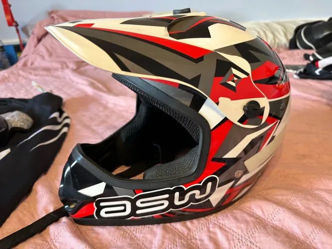 Capacete asw