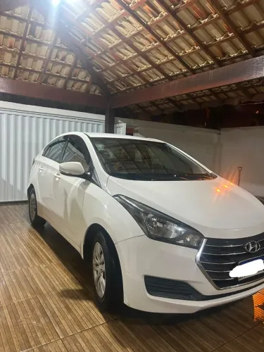 Hyundai HB20S C.plus/c.style 1.6 Flex 16V Mec.4p 2017