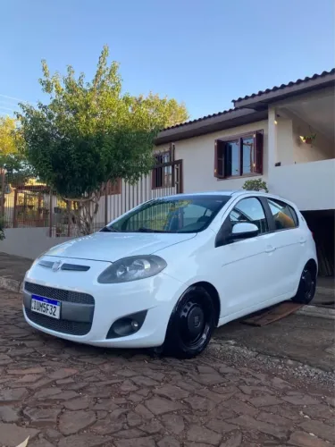 Fiat Palio Attractive 1.0 EVO Fire Flex 8V 5P 2014