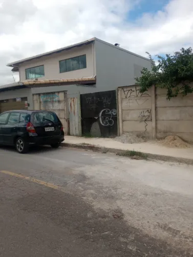 Troco Lote Centro de Betim por lote no Bairro Estreito