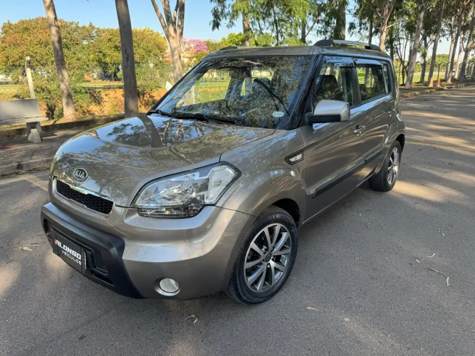 Kia Motors Soul 1.6/ 1.6 16V Flex Aut. 2012