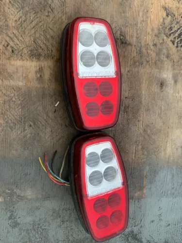 Lanterna 2 Led Canoinha Bicolor Carretinha Reboque 12v/24v