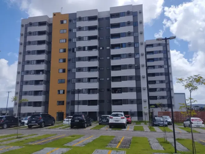 Imóvel para aluguel possui 45 metros quadrados com 2 quartos em Caxangá - Recife - PE