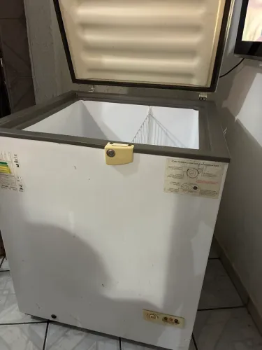 Vende-se Freezer 01 porta, conservadíssimo.
