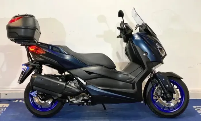 Yamaha Scooter XMax scooter 250
