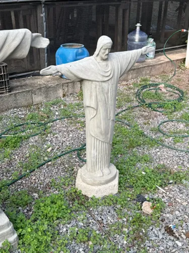 Cristo cimento maciço 1m