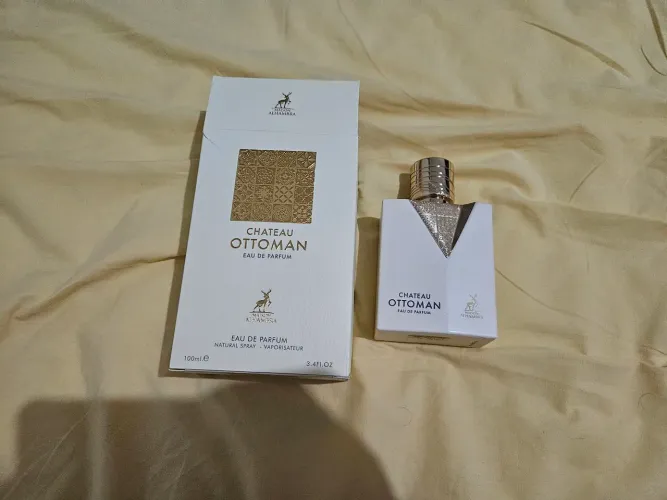 Perfume Maison Alhambra, modelo Chateau Ottoman, 100ml