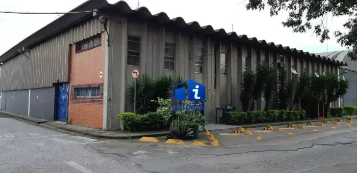 Galpão com 1924 m² na Vila São Rafael - Guarulhos/SP