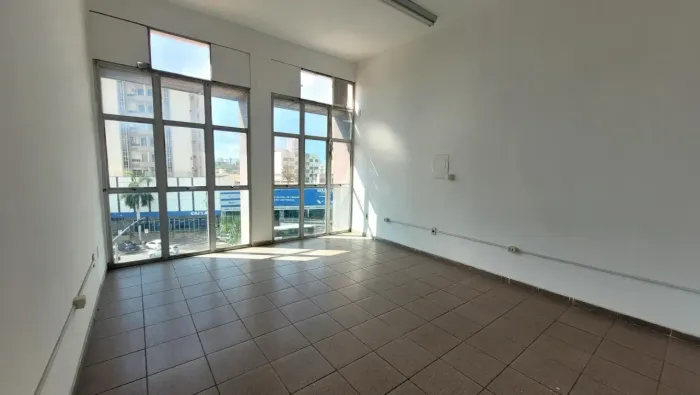 ISala Comercial para Locação na Avenida do CPA - 52 m² | Excelente Localização | R$ 2.000,