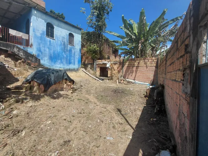 Vende-se ou Aluga-se