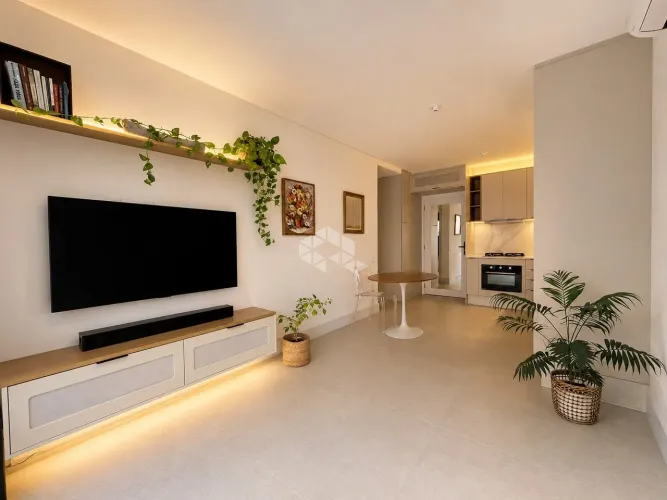 APARTAMENTO À VENDA COM 1 QUARTO NO CANTO EM FLORIANÓPOLIS