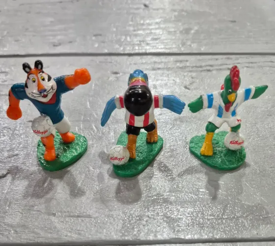 Lote com 3 miniaturas Kellogs Copa de 1998