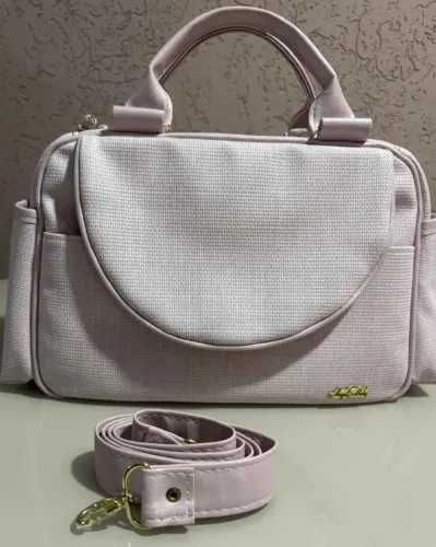 Bolsa com Alça e Bolsos Externos e internos ( Perfeito estado)