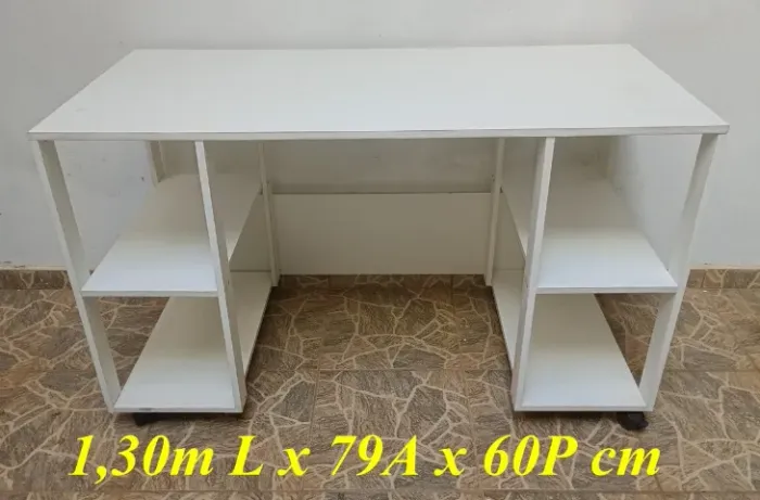 Escrivaninha Bancada Atelie Camarim mdf  com rodinhas