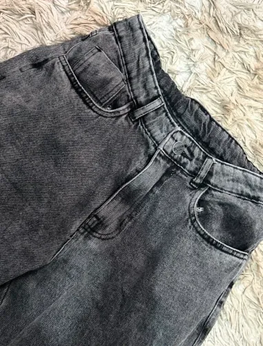 Calça feminina tamanho 38