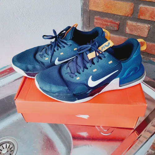 NIKE ALPHA TRAINER 5 ORIGINAL 42