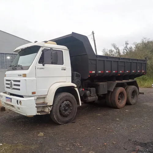 VW 17.210 trucado caçamba 12mts.