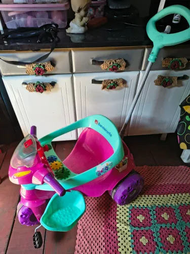 Vendo esse velocipe por 250 poucas usadas