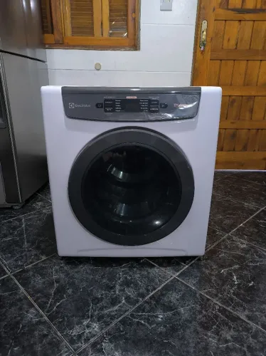 Secadora de roupa Electrolux 127V