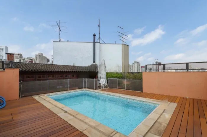 Cobertura para venda em Pinheiros com 4 quartos, sendo 1 suíte, 267m²