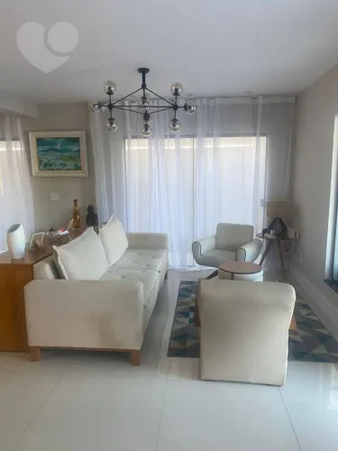 CASA DE ALTO PADRÃO EM CAMBOINHAS