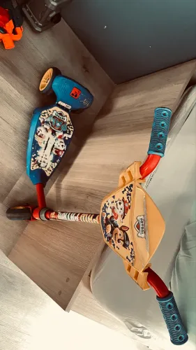 Patinete patrulha canina