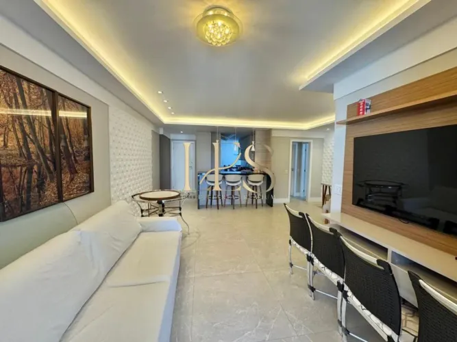 Apartamento Mobiliado á venda com 3 Quartos em Praia do Canto - Vitória ES