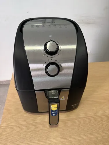 Airfryer Britania 5.5 litros