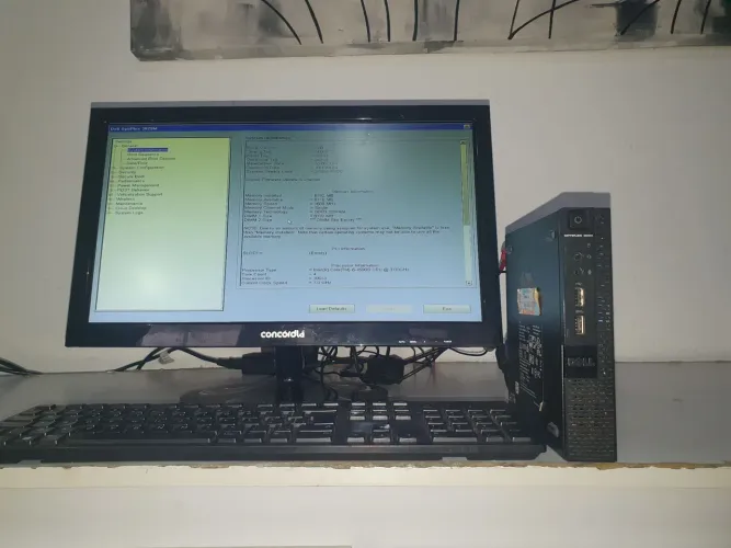 Mini Pc Dell Mod: D08u, Intel Core i5-4590S Hd 1 Tera Byte C/Monitor Led de 19" Usado!